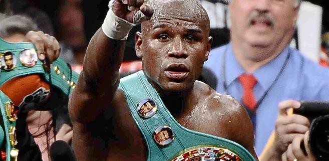 Floyd Mayweather zarobił 85 mln dolarów