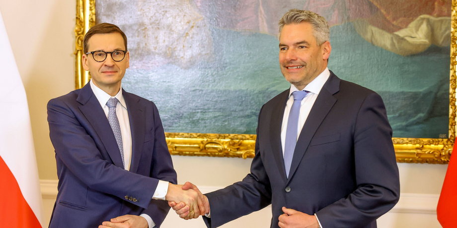 Premier Morawiecki spotkał się z kanclerzem Austrii Karlem Nehammerem.