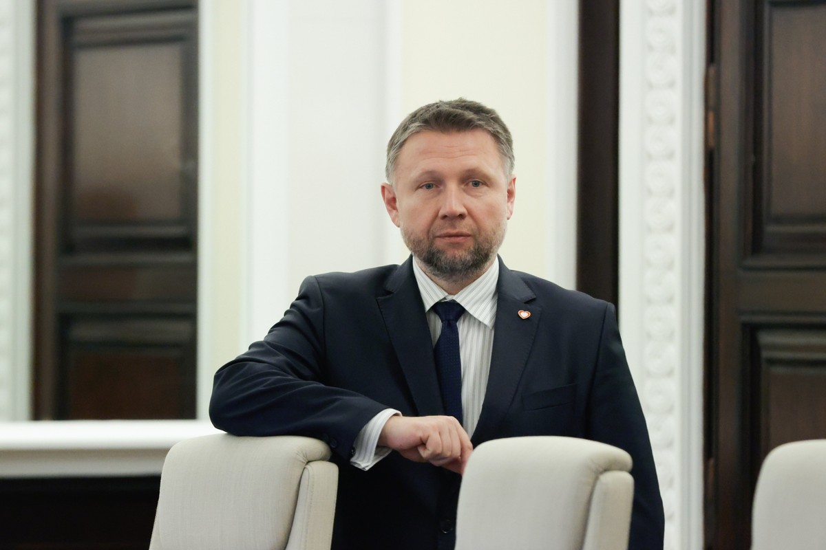 Komisja sejmowa zarekomendowała odrzucenie wniosku o wotum nieufności wobec szefa MSWiA