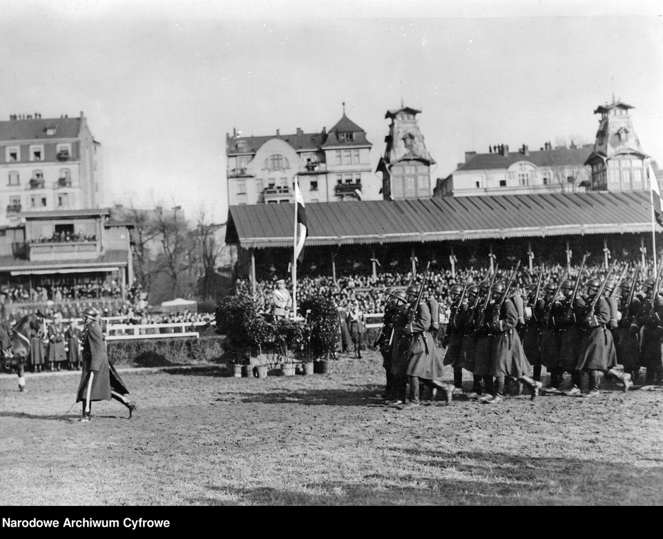 Obchody święta 11 listopada w Warszawie, rok 1928.