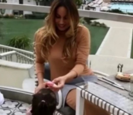 Jelena Žeželj sa porodicom