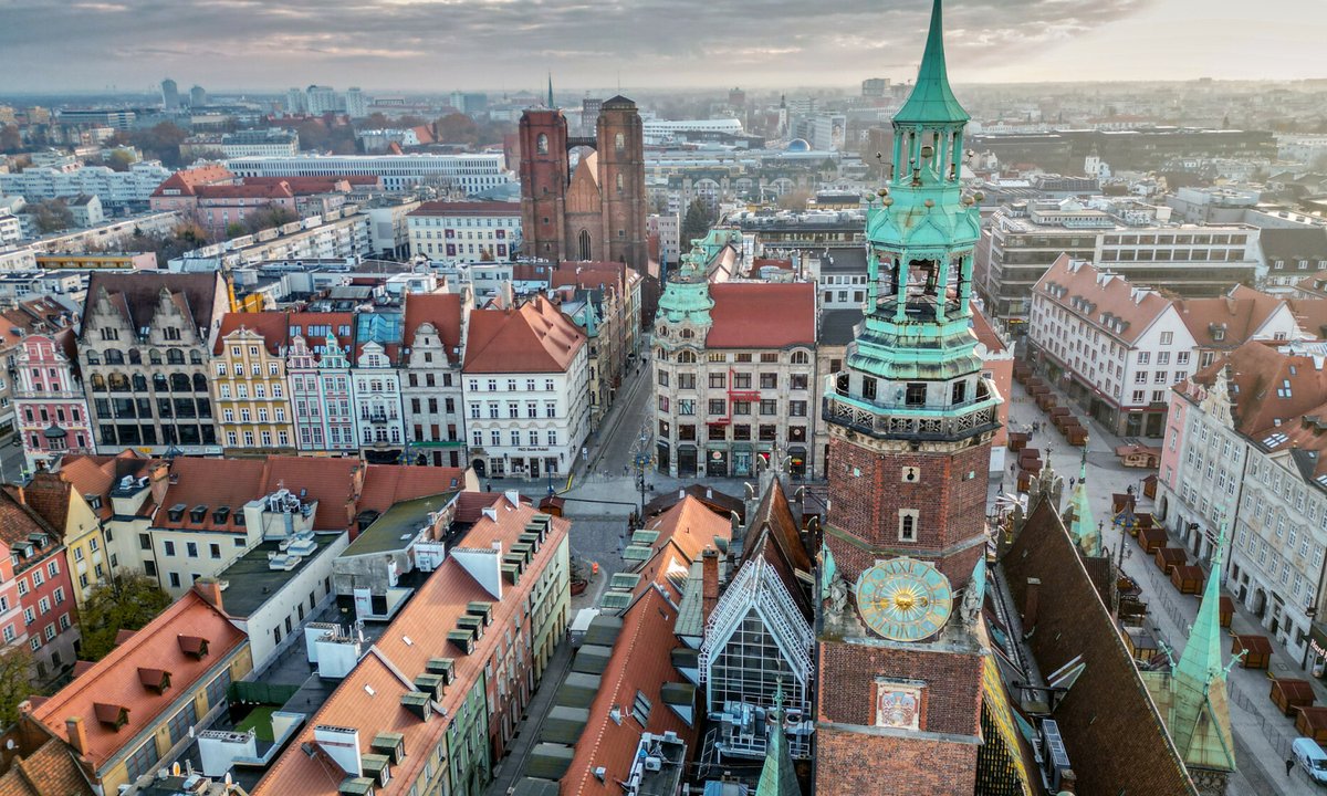 Szokująca eksmisja we Wrocławiu. 65-latka musiała opuścić mieszkanie, mimo spłacania go przez 30 lat
