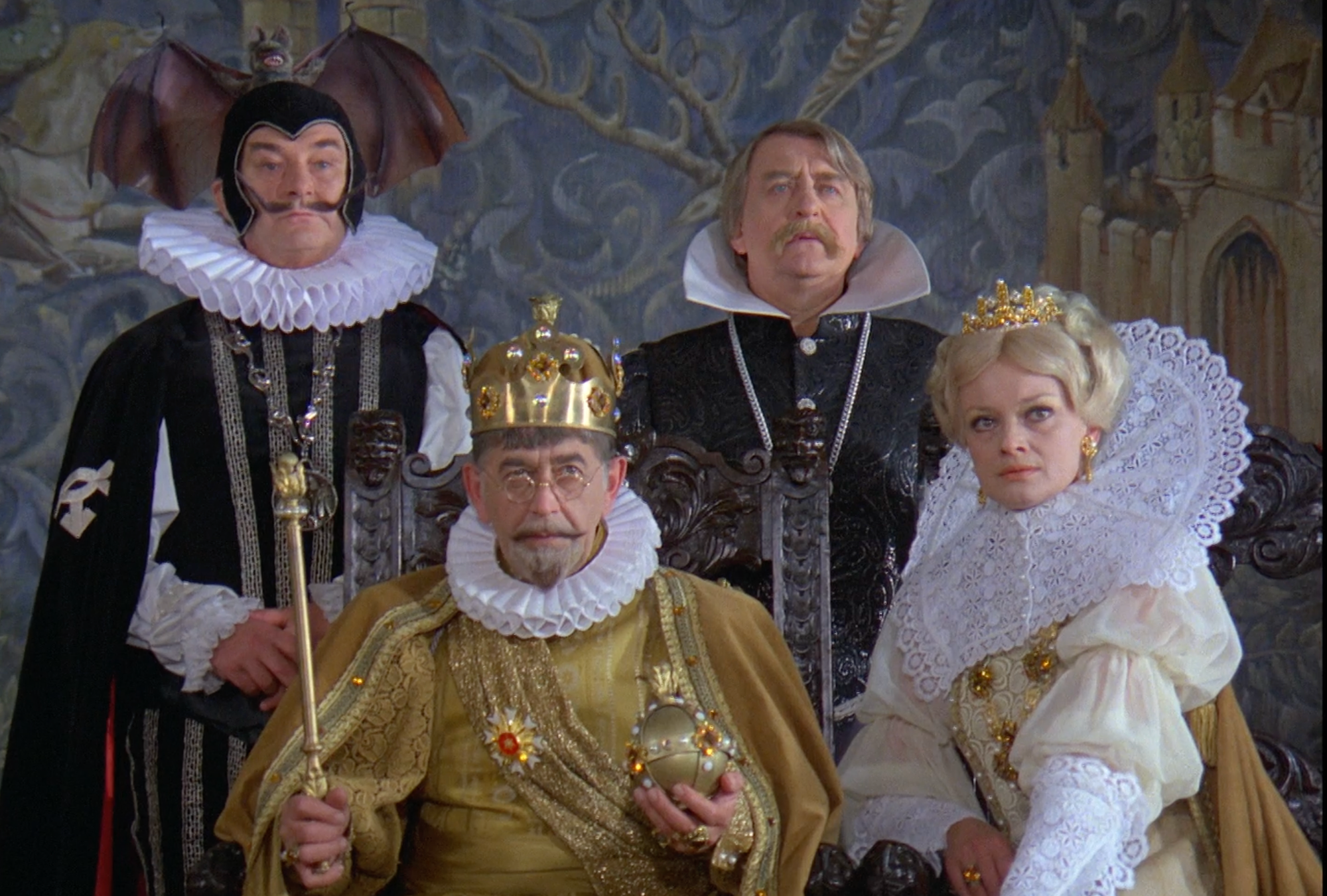 Jiří Sovák, Oldřich Velen, Vlastimil Brodský a Jana Brejchová v seriáli Arabela.