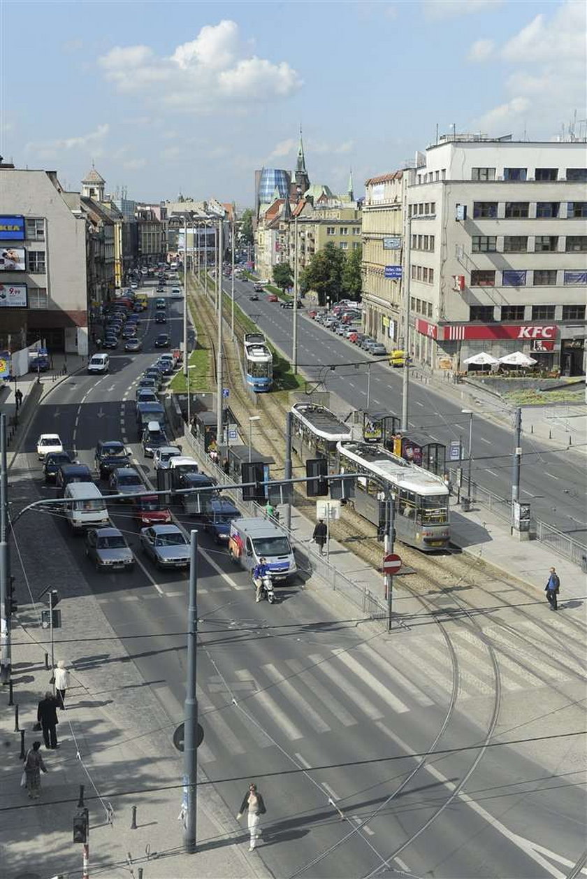 Przejście dla pieszych w korku