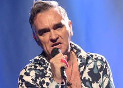 Morrissey wznawia swój słynny debiut i zapowiada niespodzianki
