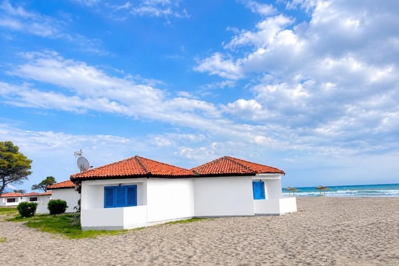 (FOTO) OVO NIJE MIKONOS!  Novo lice letovališta u našem komš