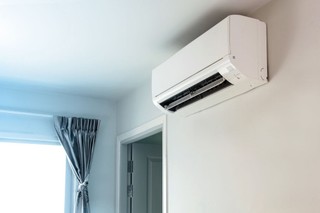 Dofinansowanie do klimatyzacji 2025 - jak dostać, ile wynosi? Lista programów dopłat