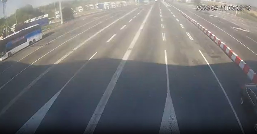 Ulaz u Srbiju iz Hrvatske na srpskoj granici Batrovci