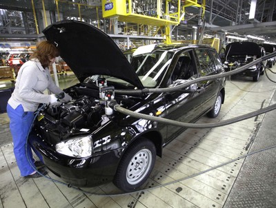 Łada wstrzymuje produkcję. Rosja zaczyna odczuwać sankcje