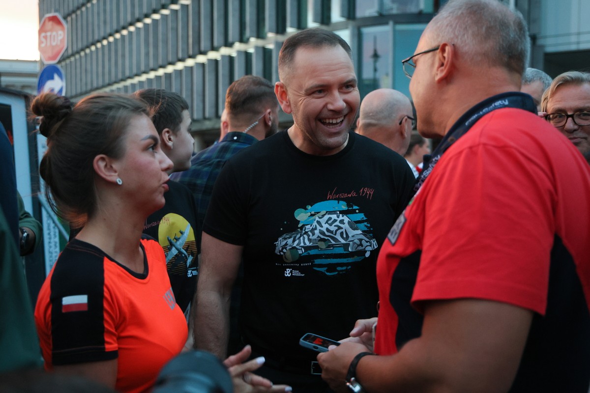 Promotor boksu ma teczkę na Karola Nawrockiego. Posiada nagrania z prezydentem elektem