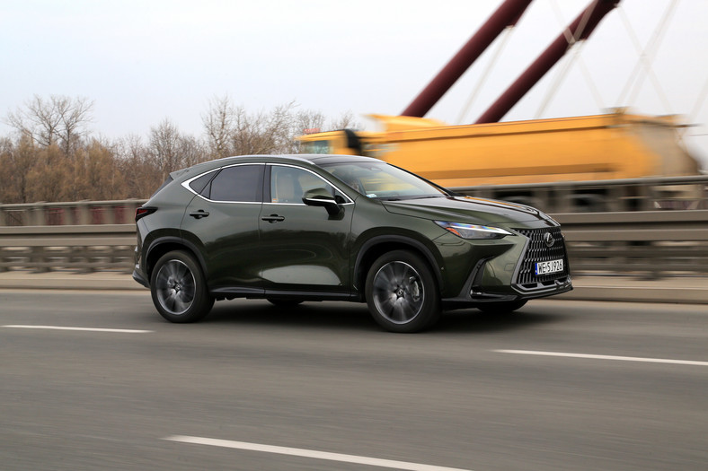 Lexus NX 350h 2022 r. 2. generacja