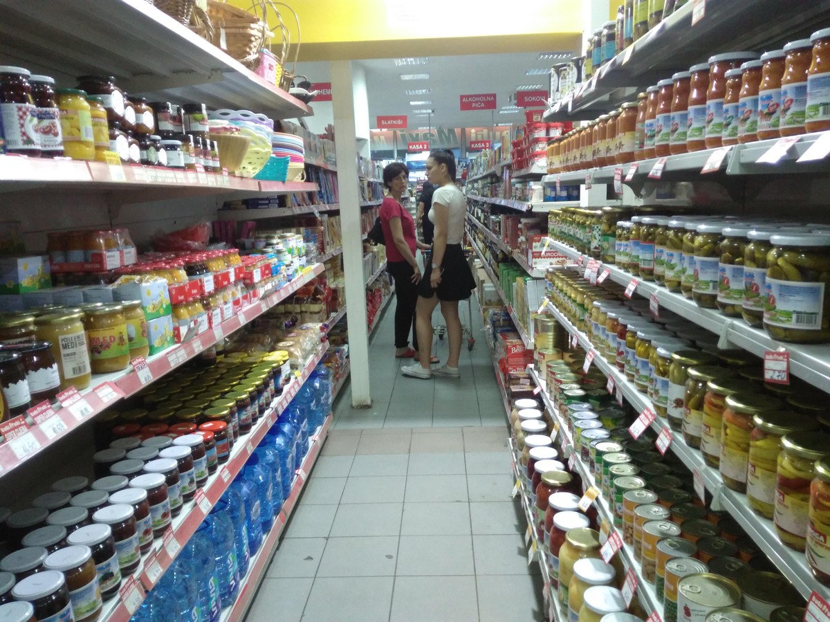 Jedna ili dve neradne nedelje mesečno: Ministarstvo spremno na dogovor, pravilo će važiti za sve trgovce