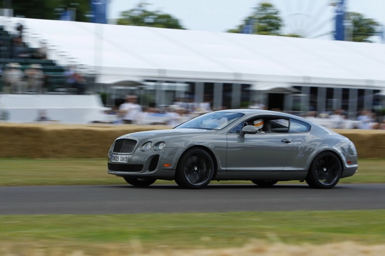 Bentley Continental Supersports - Najmnocniejszy Bentley w historii na torze (wideo)