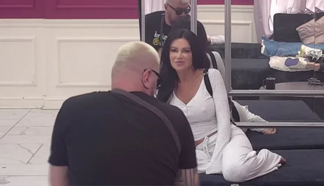 "TI SI NAJVEĆI FOLIRANT, DOŠLA SI U 41. GODINI DA TRAŽIŠ LJUBAV PREKO MREŽA!" Janjuš najstrašnije isprozivao Staniju: "Nisi smela sebi to da dozvoliš"