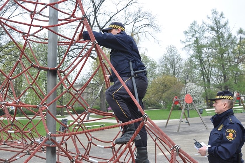 Straż Miejska sprawdza place zabaw