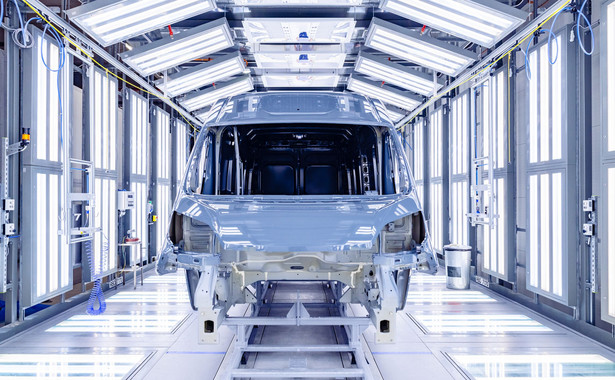 Stellantis uruchomił w Gliwicach produkcję dużych elektrycznych samochodów dostawczych