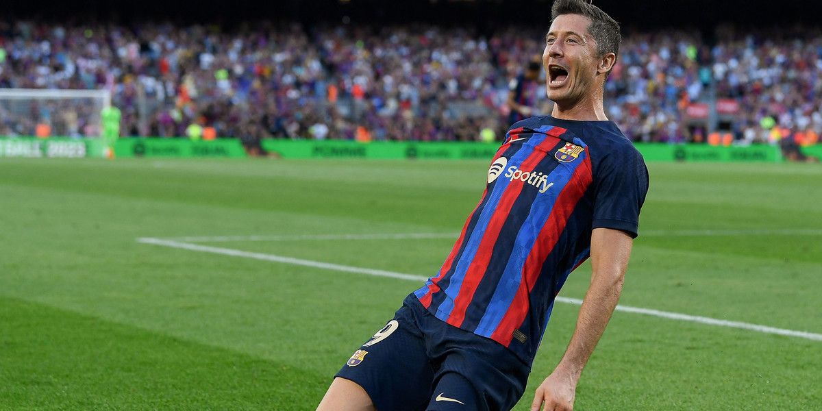 Robert Lewandowski trafił na Camp Nou. Piękny gol Polaka z Valladolid