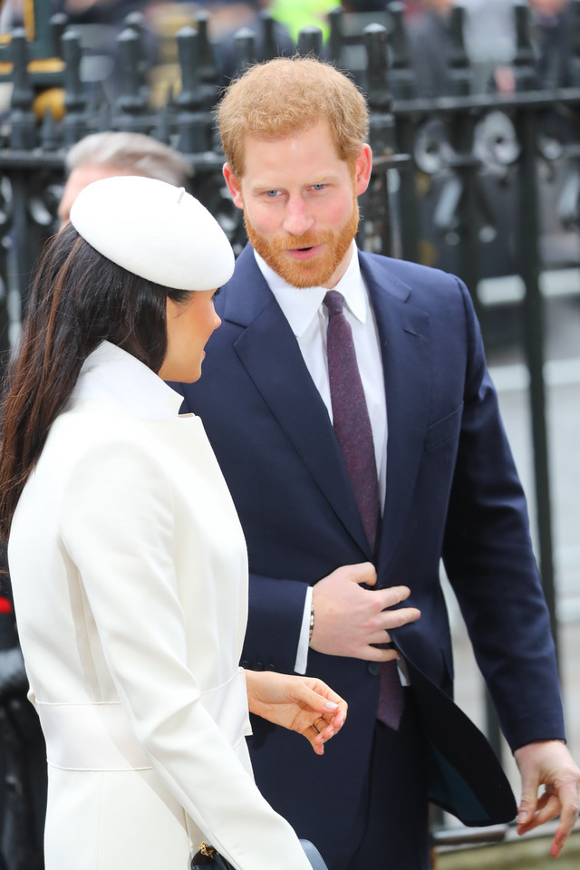 Książęce pary w drodze na uroczystości w Opactwie Westminsterskim
