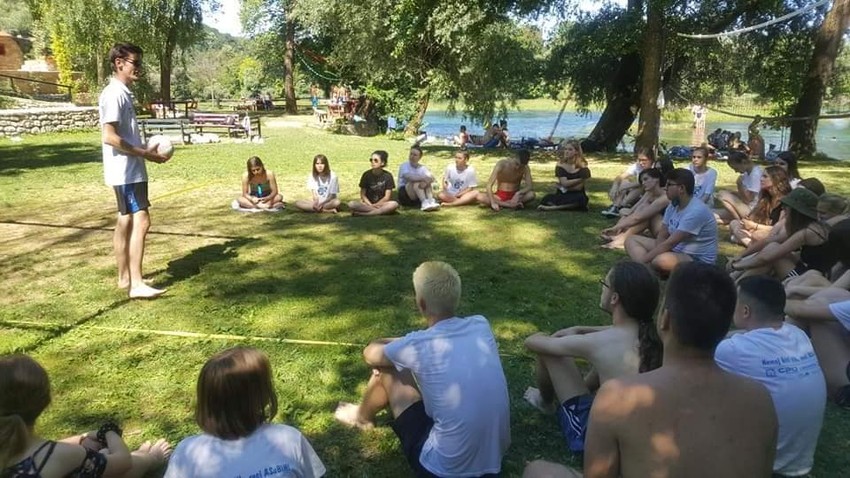 Bosanska Otoka, kamp za mlade