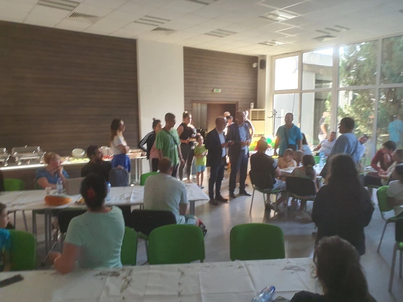 Nakon posete bolnici ministar obisao i nepovredjene