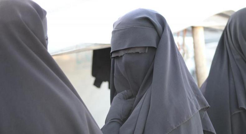 Femmes portant le niqab.