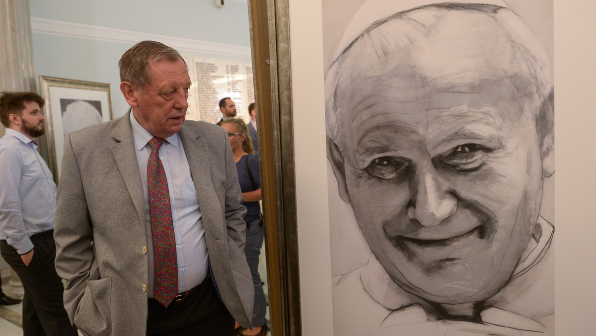 Ekspozycja składa się z serii portretów papieskich 