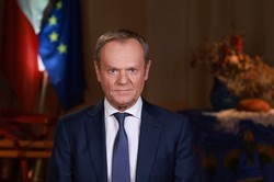 Tusk: Francja zastąpi Niemcy w przewodzeniu Europie. Dla Polski to dobrze, dla PiS - niekoniecznie