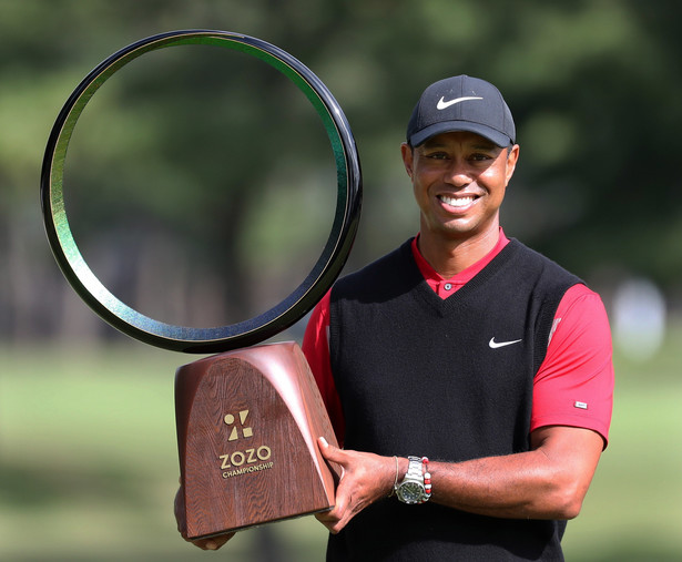 Tiger Woods wyrównał 54-letni rekord. Wygrał 82. turniej z cyklu PGA