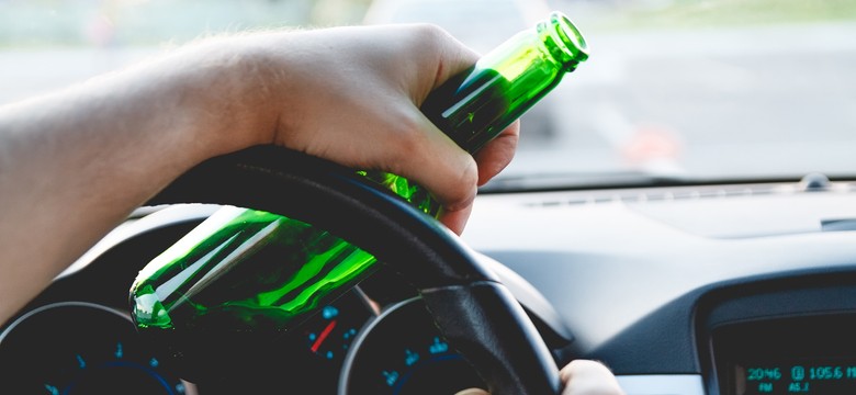 Długi weekend. Raport. Policjanci zatrzymali w czwartek prawie 300 pijanych kierowców