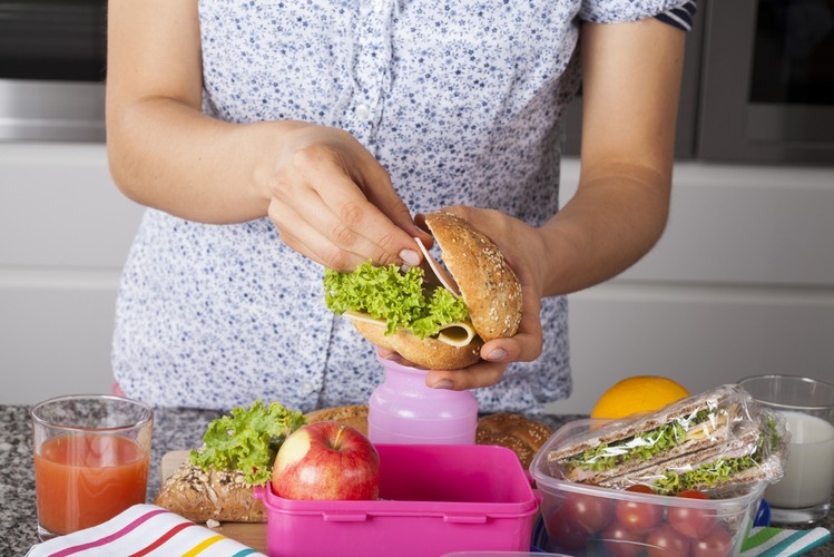 4. Moda na owoce i warzywa