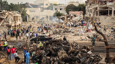 Somalia: rośnie liczba ofiar śmiertelnych zamachu w Mogadiszu