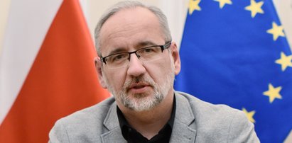 Czy Omikron już odpuszcza? Minister Adam Niedzielski ogłasza, kto będzie się teraz szczepił czwartą dawką