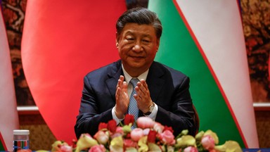 Przyjaźń po chińsku. Jak Xi Jinping mydli oczy i po cichu uzależnia świat od Pekinu