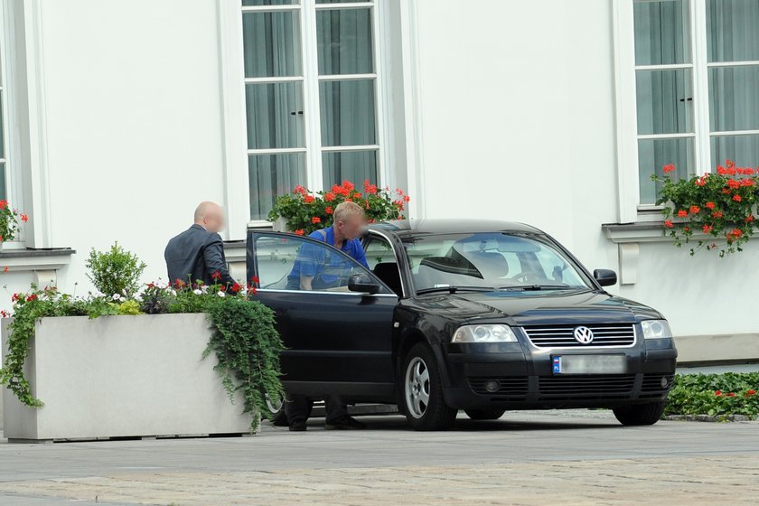 Bronisław Komorowski wyprowadza się z Belwederu. Zdjęcia