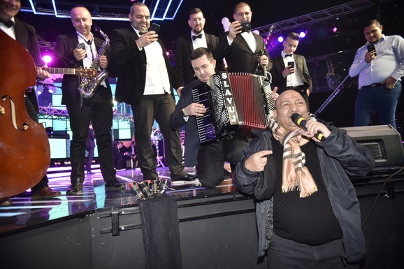 Sestru našeg pevača su pronašli mrtvu u Šušnju u Crnoj Gori, telo prekrili granjem, on je prepoznao lančić na nozi: Jeza podilazi od saznanja ko je ubio