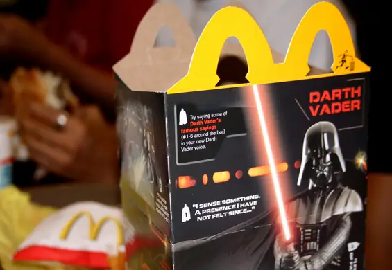 Książka zamiast zabawki w zestawie Happy Meal. McDonald's  chce zachęcić dzieci do czytania