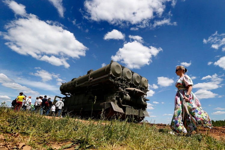 MIĘDZYNARODOWE FORUM WOJSKOWO-TECHNICZNE 'ARMIA 2015'. KUBINKA POD MOSKWĄ
