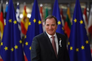 Szwecja: Wbrew własnym apelom premier i minister odwiedzili centra handlowe