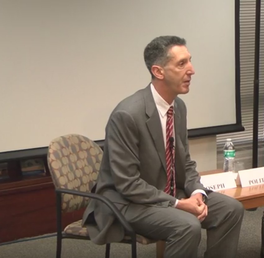 Vanredni profesor američkog Univerziteta Edvard P. Džozef