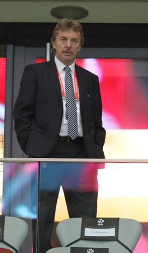 Tusk, Komorowski, Mucha, Lis i Siwiec oglądali klęskę Polaków