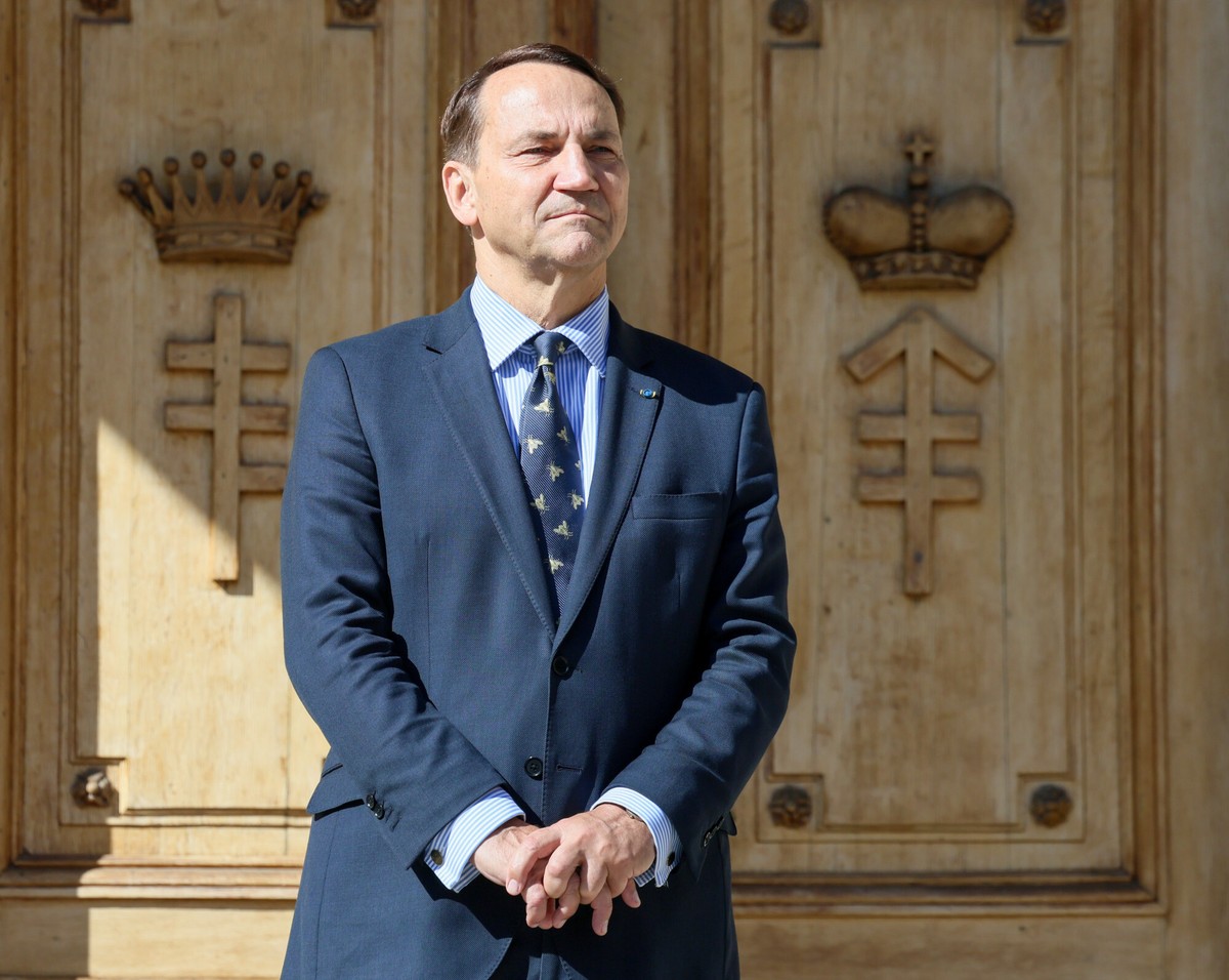 Sikorski reaguje na doniesienia o Wyrykach. Podał swoją definicję "ruskiej onucy"