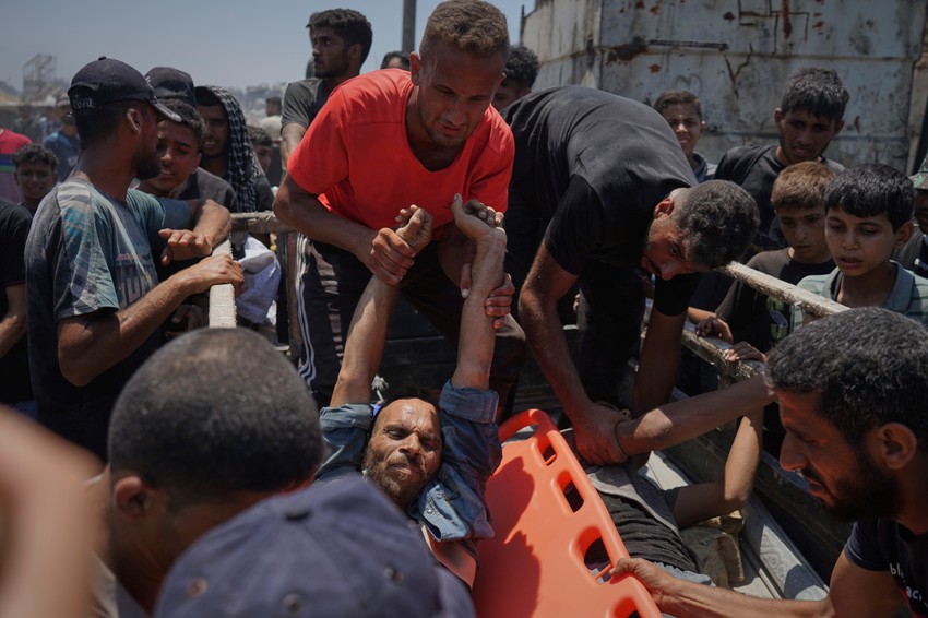 Palestinci ranjeni dok su čekali na pomoć u Gaza Sitiju 22. jula