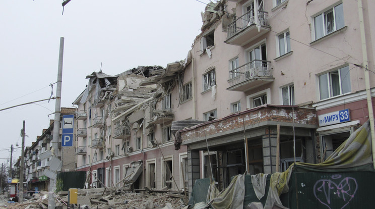 200 civil meghalt Csernyihivben /Fotó: MTI/EPA/SERGIY STARODAVNIY