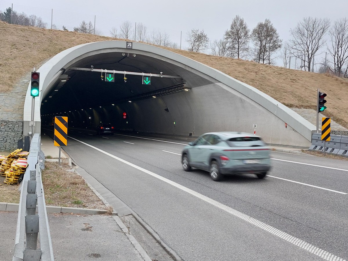 Zamkną na zakopiance tunel wybudowany za miliard złotych. Dlaczego trzeba to zrobić?