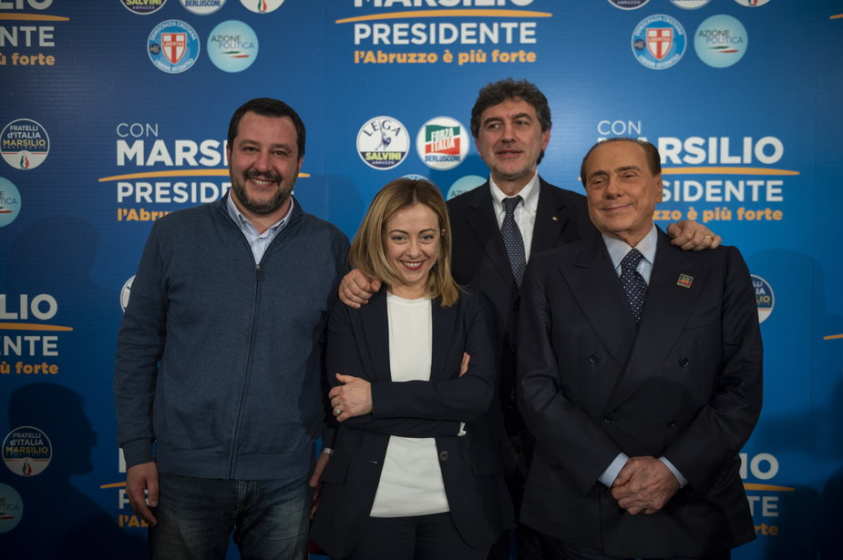 Liderzy włoskiej prawicy: Matteo Salvini, Giorgia Meloni, Marco Marsilio i Silvio Berlusconi