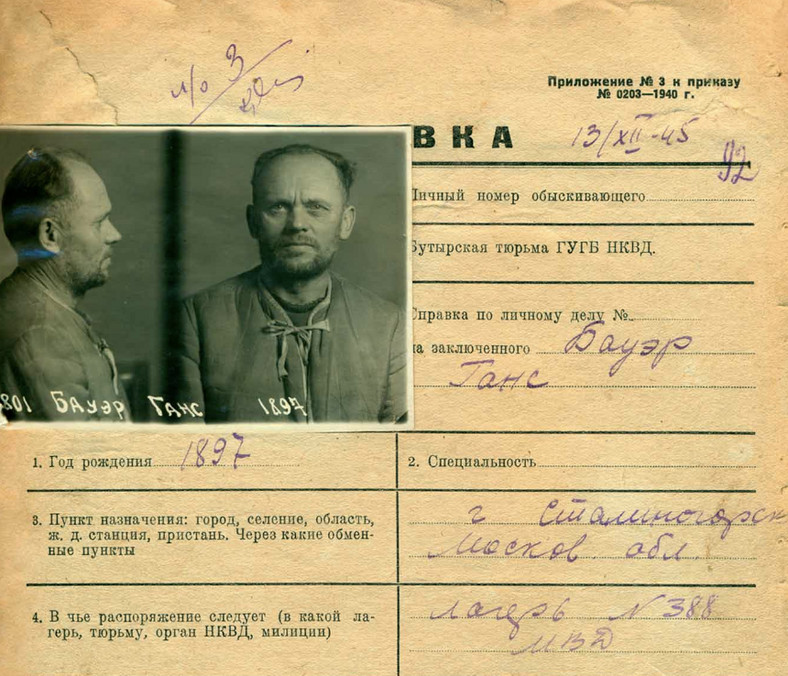 Okładka akt KGB w sprawie Hansa Baura, Jego zdjęcie pochodzi z okresu po aresztowaniu.