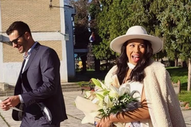 AMERIČKA PEVAČICA UDALA SE ZA SRBINA i preselila u našu zemlju! Ovde je rodila sina, a o svekrvi ima SAMO REČI HVALE - kad uporedi Srbiju i Ameriku, evo GDE JOJ JE LEPŠE