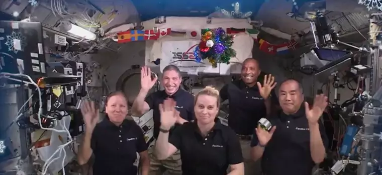 Astronauci z ISS przekazali świąteczną wiadomość do Ziemian