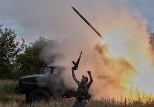 Ukrajinska vojska puca na ruske položaje kod Kostjantinivke u Donjecku 4. juna