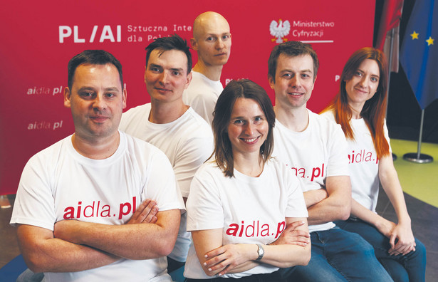 Od lewej: Tomasz Czajka, Miron Mironiuk, Marek Cygan, Kamila Staryga, Karol Kurach, Agnieszka Mikołajczyk-Bareła